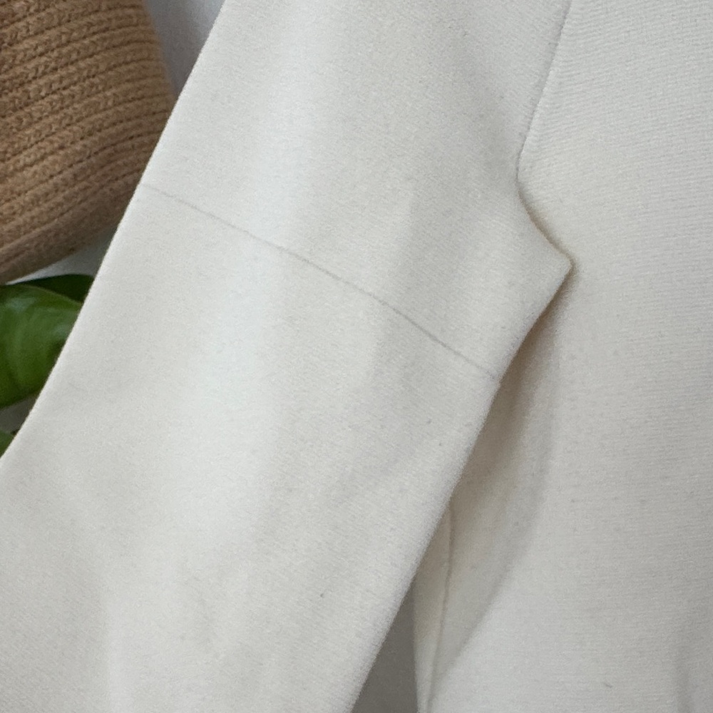 Ann Taylor Ivory Long Sleeve Top xs - Picture 2 of 3